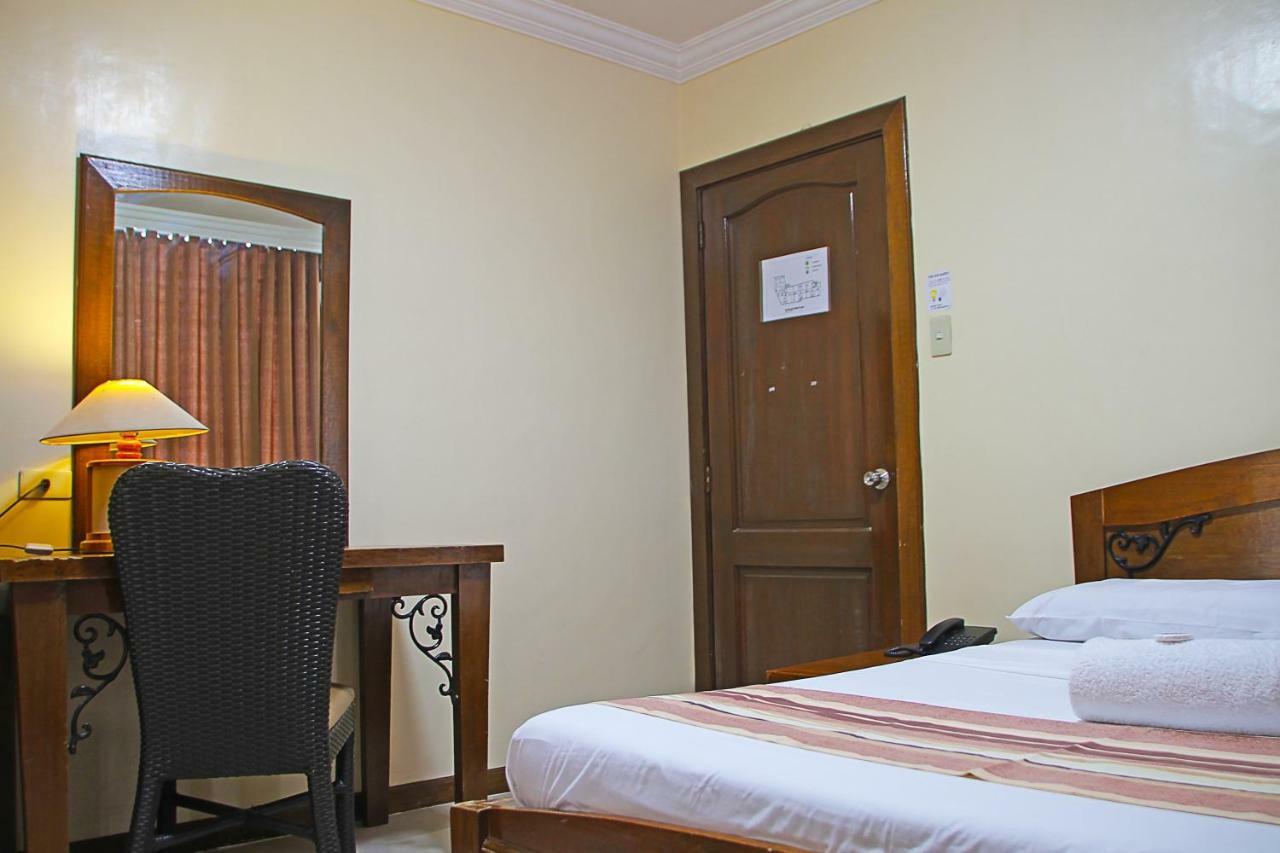 World View Pension House Dumaguete City Buitenkant foto